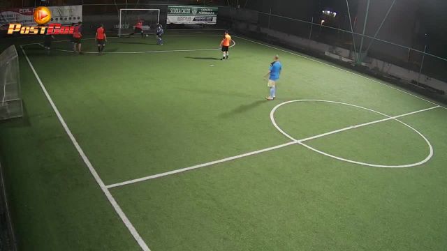 Tacco-gol su assist d'esterno di PisanIniesta