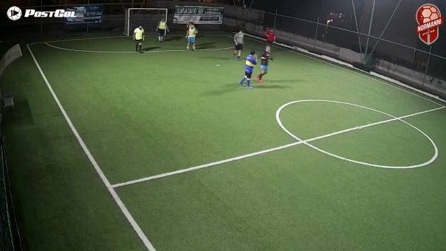 Inserimento su corner e gol di testa